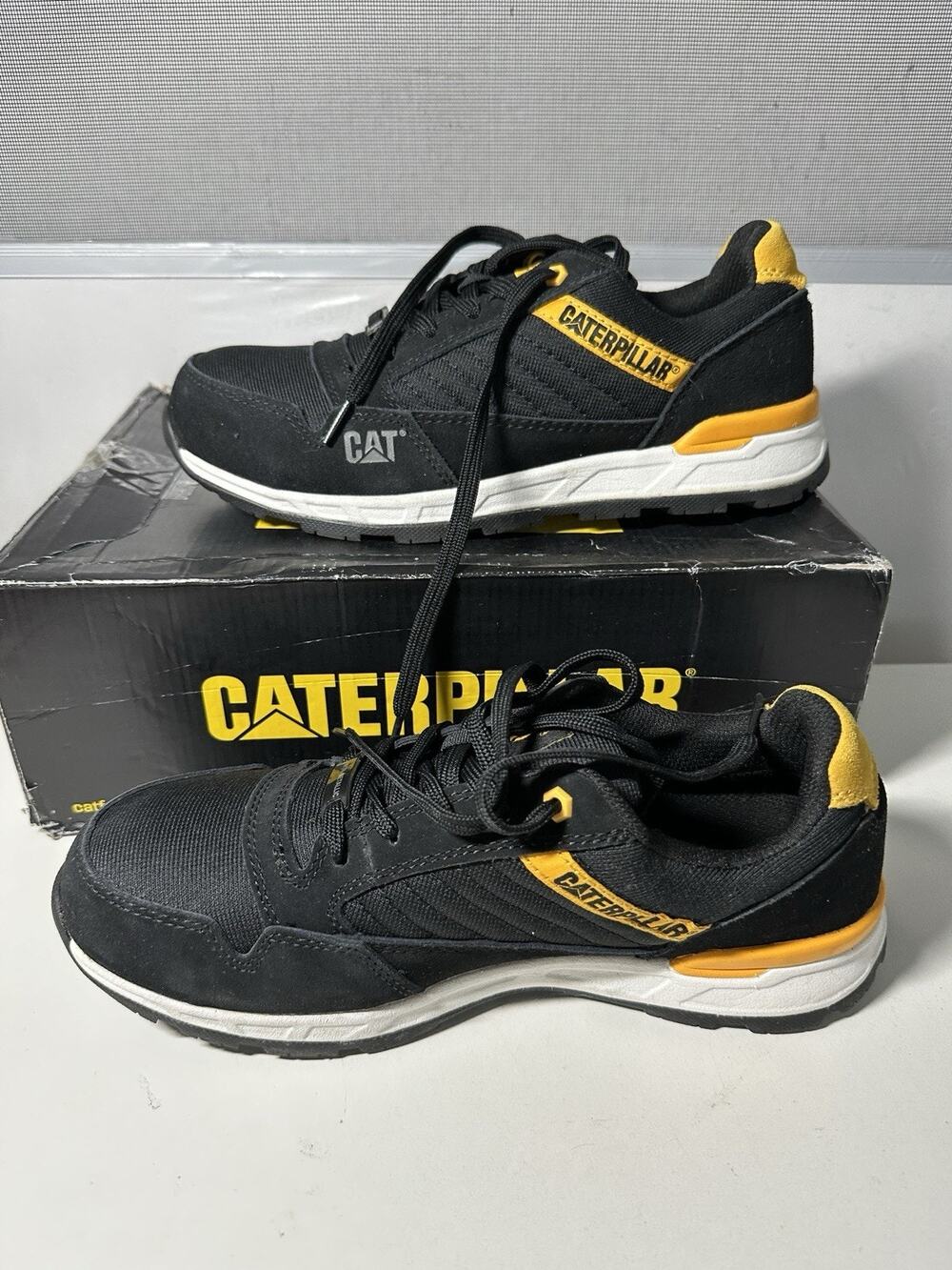 CAT Women's Venward Composite Toe Industrial Shoe Black/ Yellow Sz 9.5 Wide